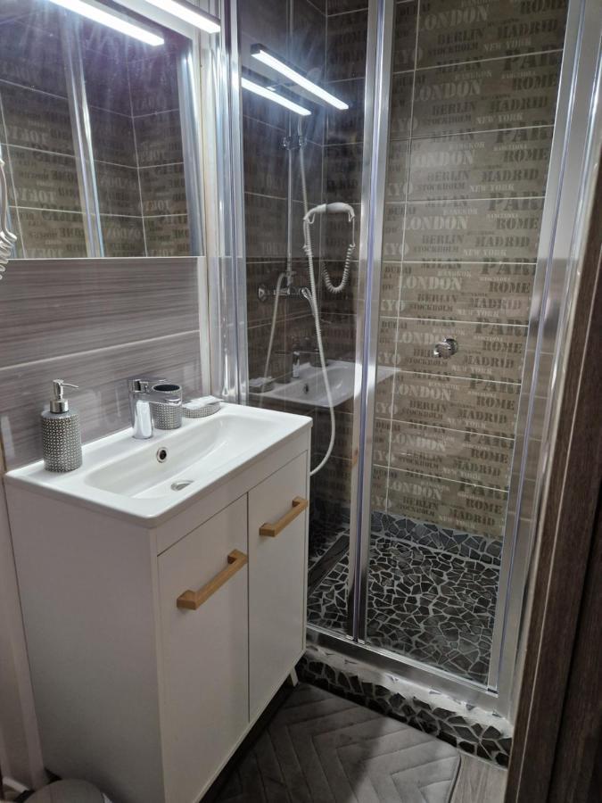 Studio Meuble Au Rdc , Proche Lac Экс-ле-Бен Экстерьер фото